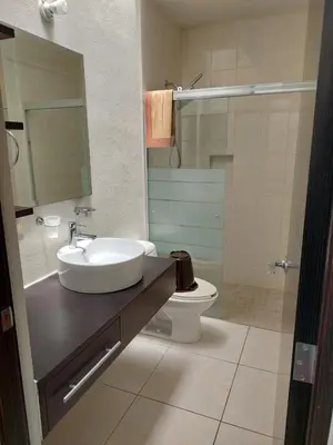 Un baño de Hermosa, grande y pet friendly - 6 personas a 4 calles del Mar