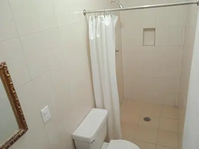 Un baño de Hotel Kiko