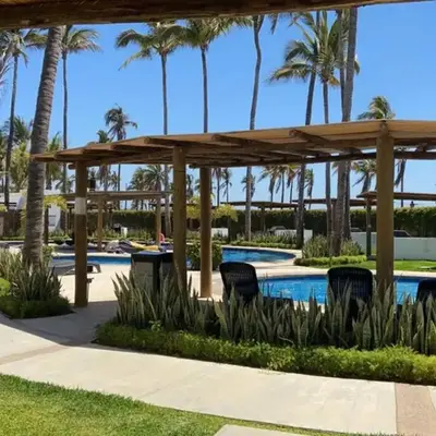 Modern Decor Apartment near ocean