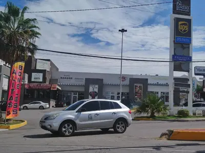 Plano de DEPARTAMENTO CON TERRAZA Y VISTA para 6 personas