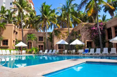 Piscina en o cerca de Villas El Rancho Green Resort