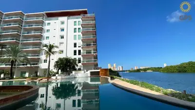 Vista de un río cerca de este apartamento