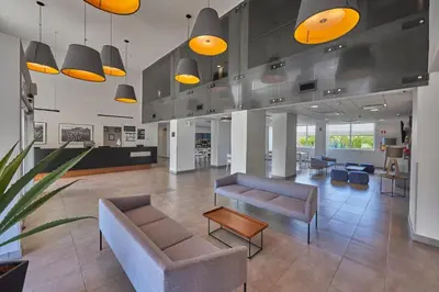 Zona de estar de City Express by Marriott Cananea