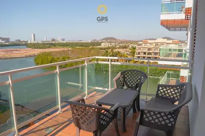 Un balcón o terraza de Depa en la marina a 5min de la playa by G P S rentas