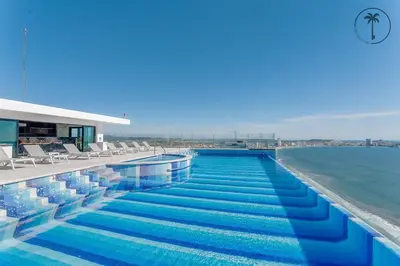 Piscina en o cerca de Hermosa Vista al Mar, Condominio de Lujo!
