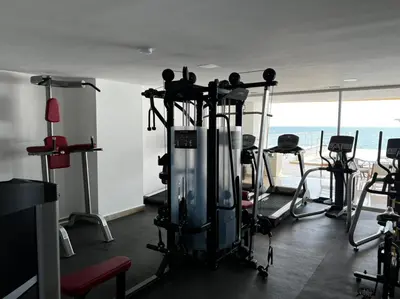 Gimnasio o instalaciones de fitness de Luxury condo en Malecón, Alberca Infinity & Jacuzzi