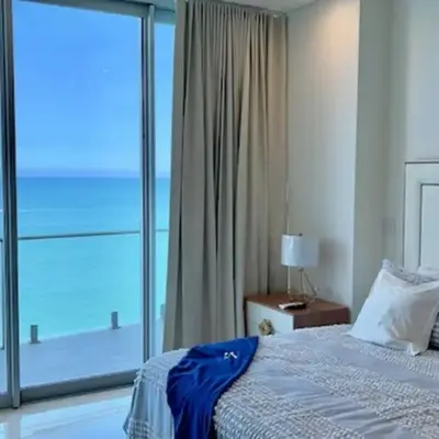 CONDO DE LUJO EN PLAYA ZONA DORADA CAMINO AL MAR