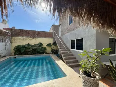 Piscina en o cerca de Departamento con palapa, 2 cuartos