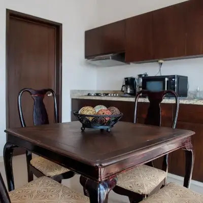 2br/2ba Condo 1 block to ocean! - Unit 7