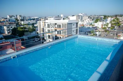 Piscina en o cerca de 2br/2ba Condo 1 block to ocean! - Unit 3