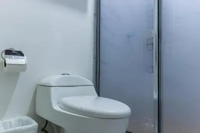Un baño de excelente departamento vacacional