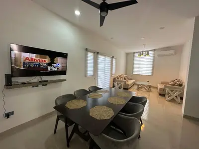 Una televisión o centro de entretenimiento en Departamento isla central 2