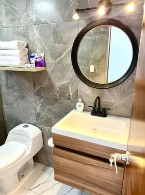 Un baño de Casa alameda - Casa familiar cerca de la playa