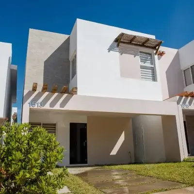 3 bedroom 3 bath