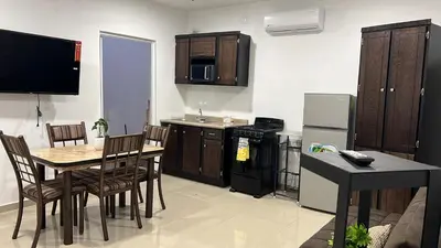 Una cocina o zona de cocina en Departamento 103